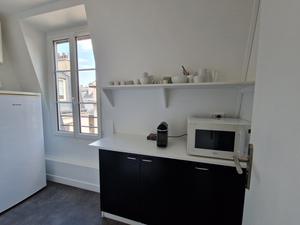 location Bureaux PARIS 01 - Photo 6