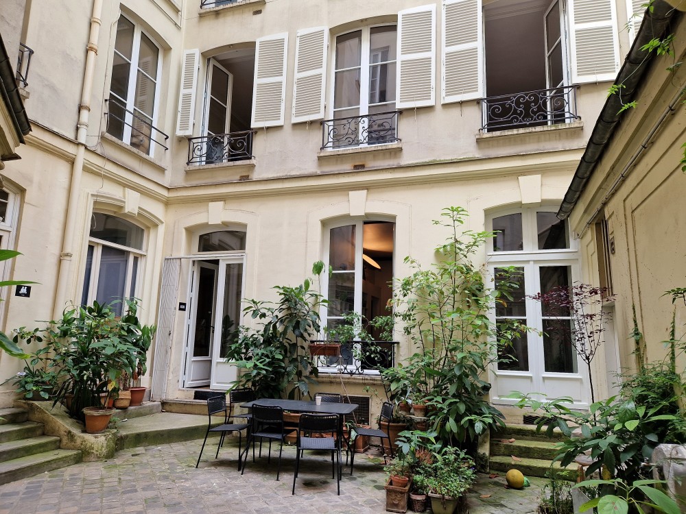 location Bureaux PARIS 04 - Photo 1