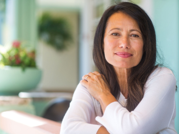 Elisabeth (52 ans), célibataire